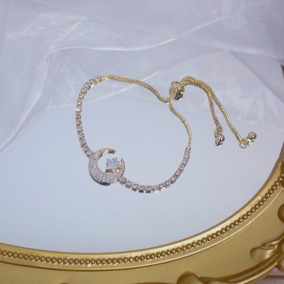 NEW 14K Gold Plated Diamond Moon Star Bracelet - Picture 6 of 7